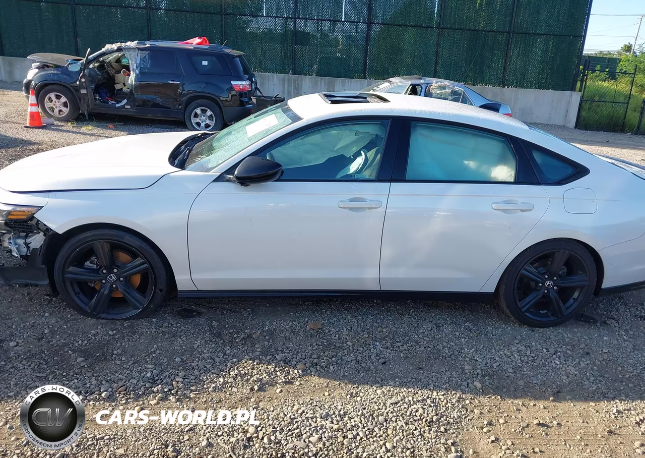 2025 Honda Accord Hybrid Sport-L VIN:1HGCY2F76SA073703 - 13