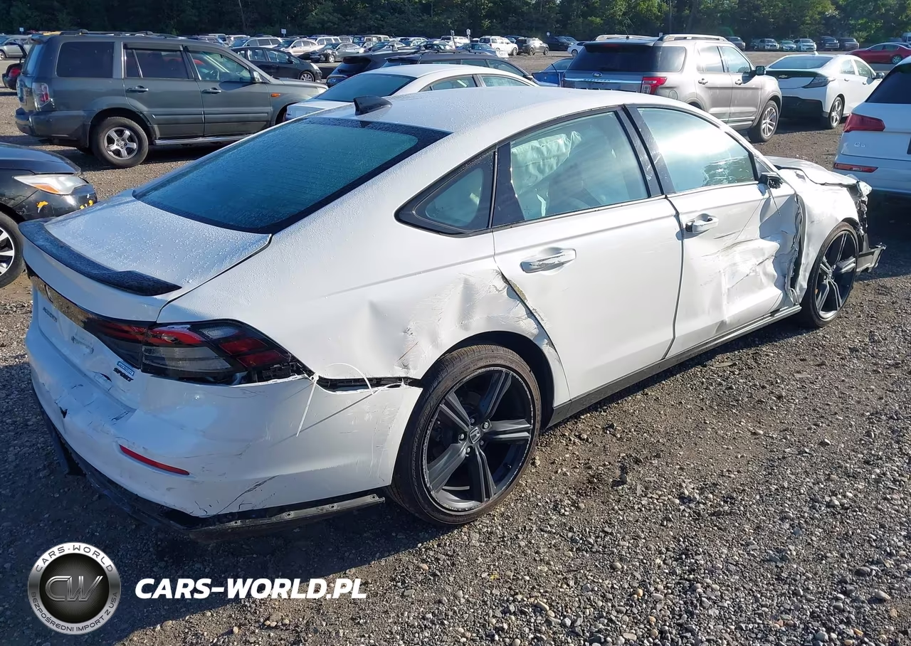 2025 Honda Accord Hybrid Sport-L VIN:1HGCY2F76SA073703 - 4