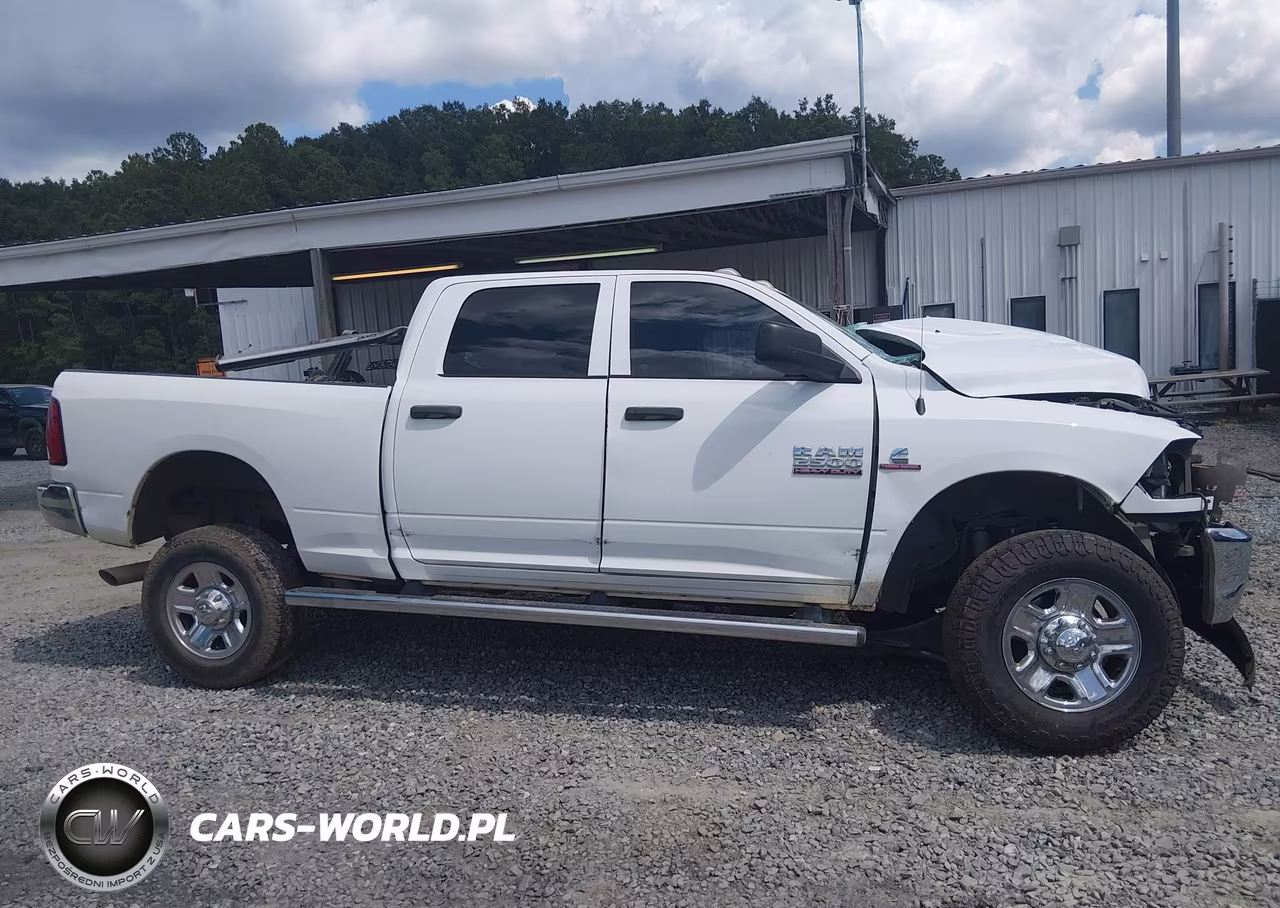 2017 Ram 2500 Tradesman 4X4 6'4 Box VIN:3C6UR5CLXHG781778 - 14