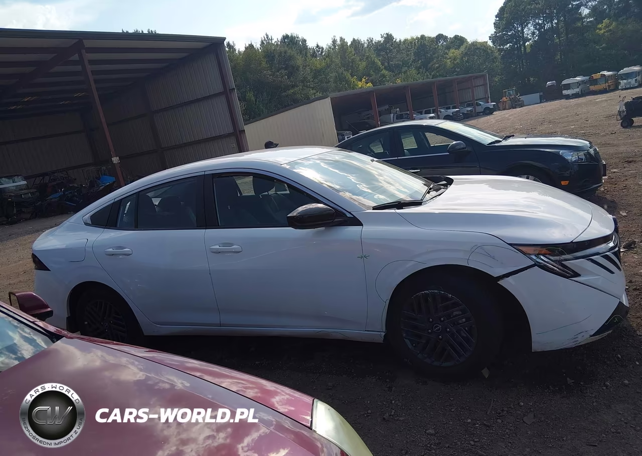 2026 Nissan Sentra Sv VIN:3N1AB9CV0TY261782 - 13
