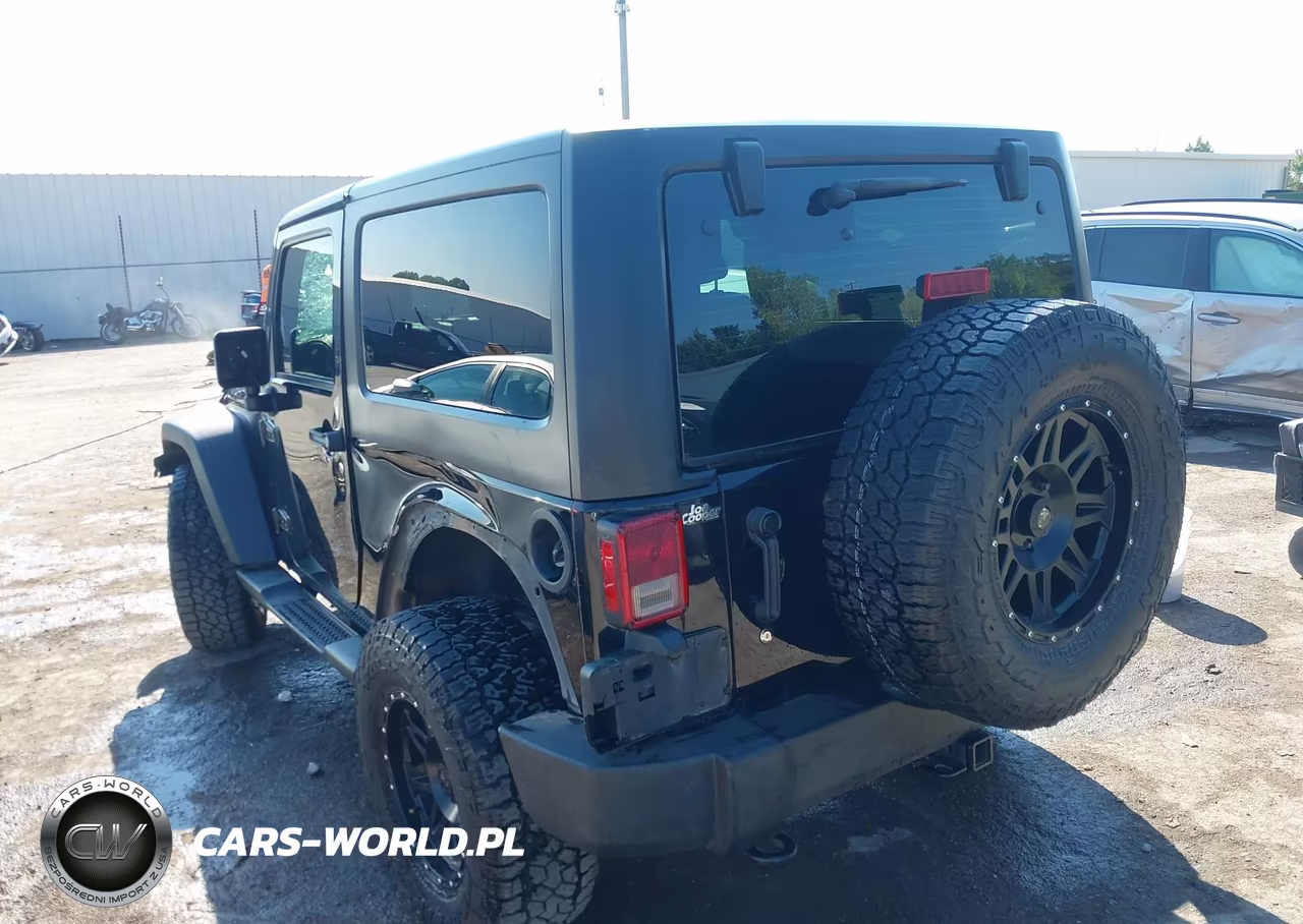 2017 Jeep Wrangler Sport 4X4 VIN:1C4AJWAGXHL586684 - 3