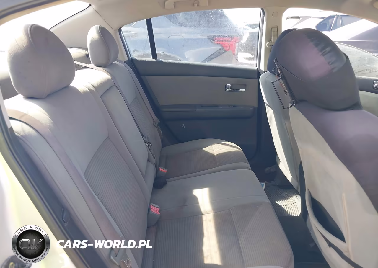 2011 Nissan Sentra 2.0S VIN:3N1AB6AP4BL607105 - 8