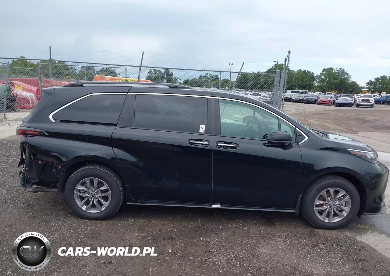 2025 Toyota Sienna Xle VIN:5TDYRKEC1SS289249 - 14