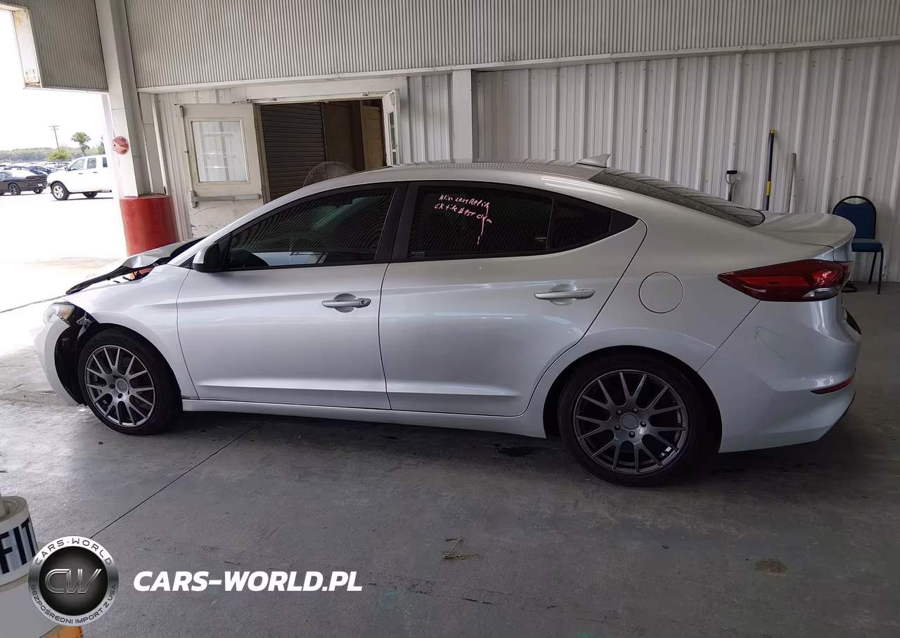 2018 Hyundai Elantra Se VIN:5NPD74LFXJH376102 - 14