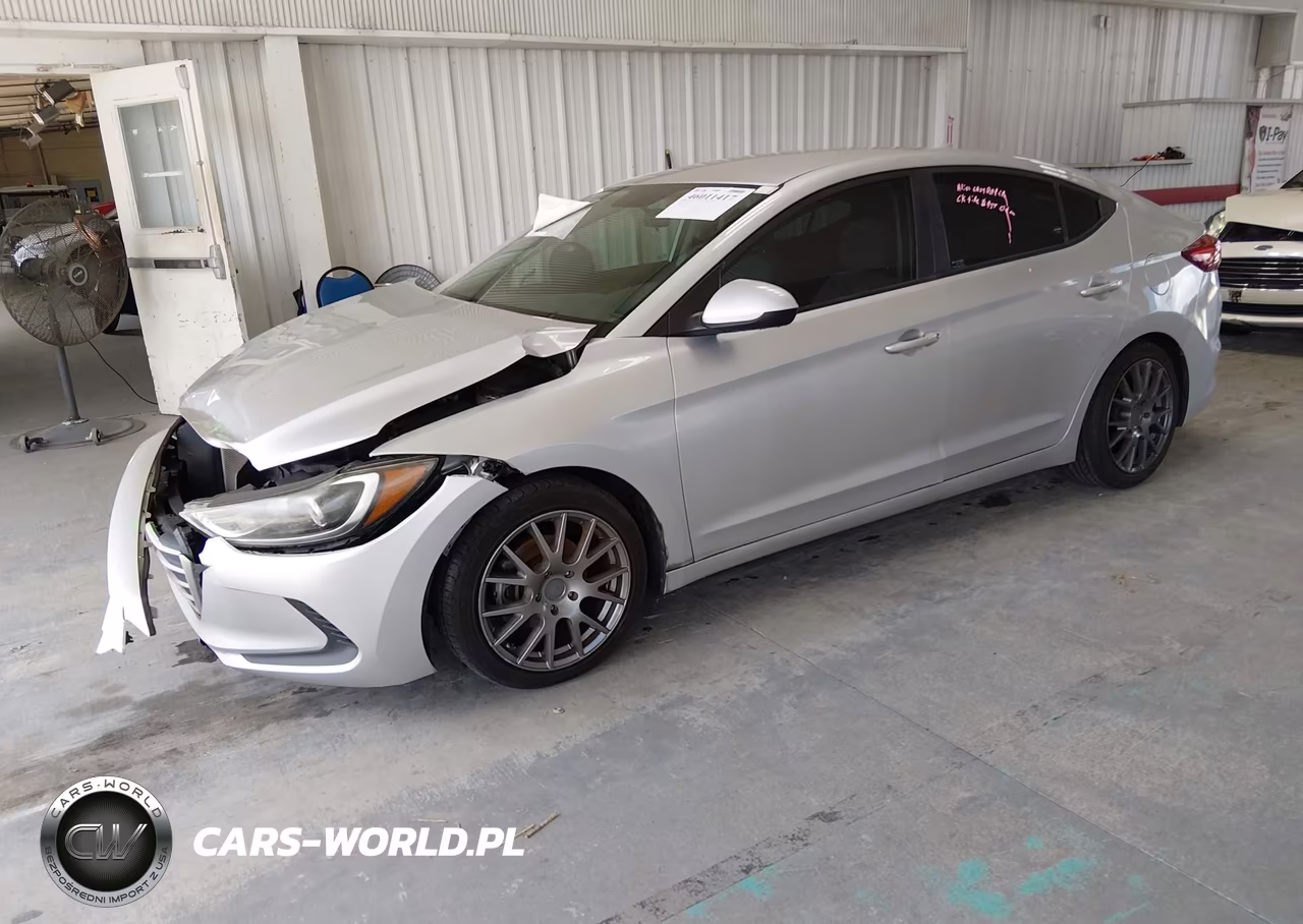 2018 Hyundai Elantra Se VIN:5NPD74LFXJH376102 - 2