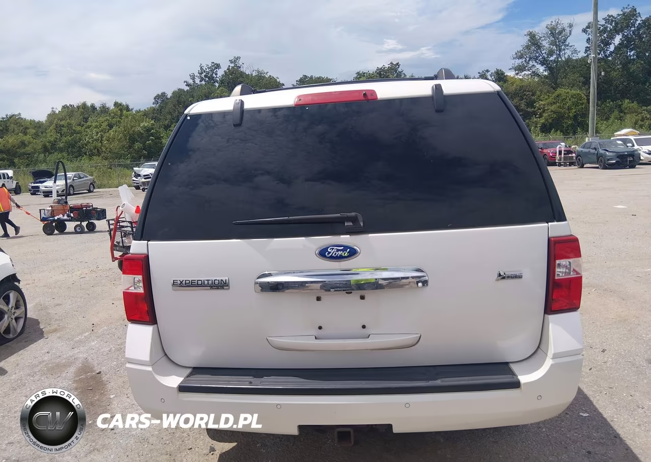 2011 Ford Expedition Limited VIN:1FMJU1K50BEF29344 - 16