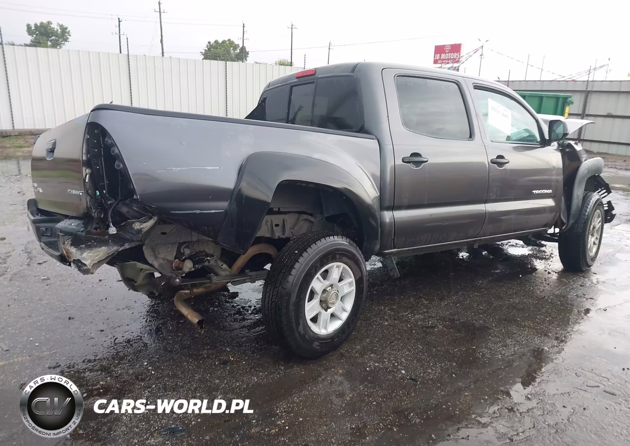 2013 Toyota Tacoma Prerunner VIN:5TFJX4GN3DX023830 - 4