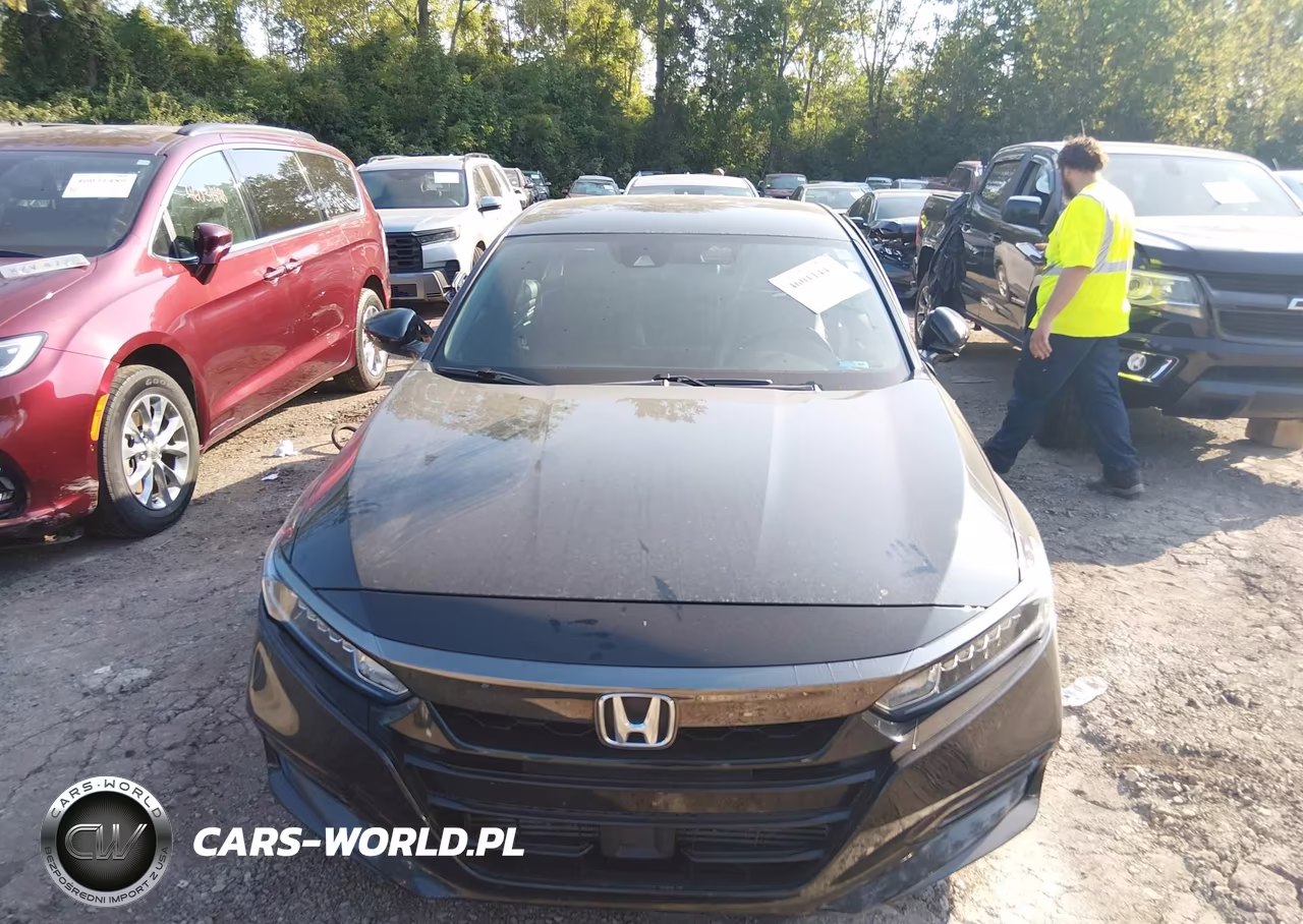 2018 Honda Accord Sport VIN:1HGCV1F37JA057976 - 12