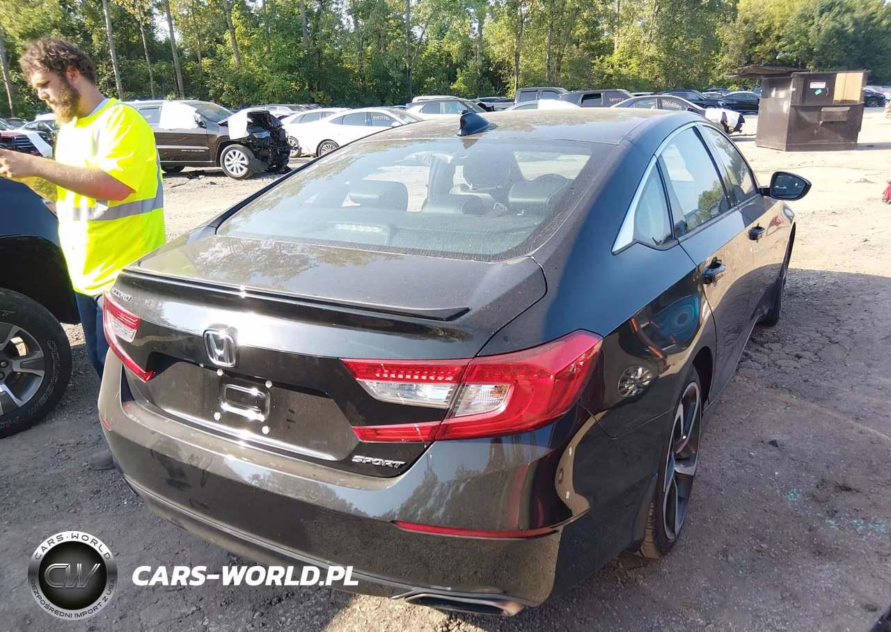 2018 Honda Accord Sport VIN:1HGCV1F37JA057976 - 4