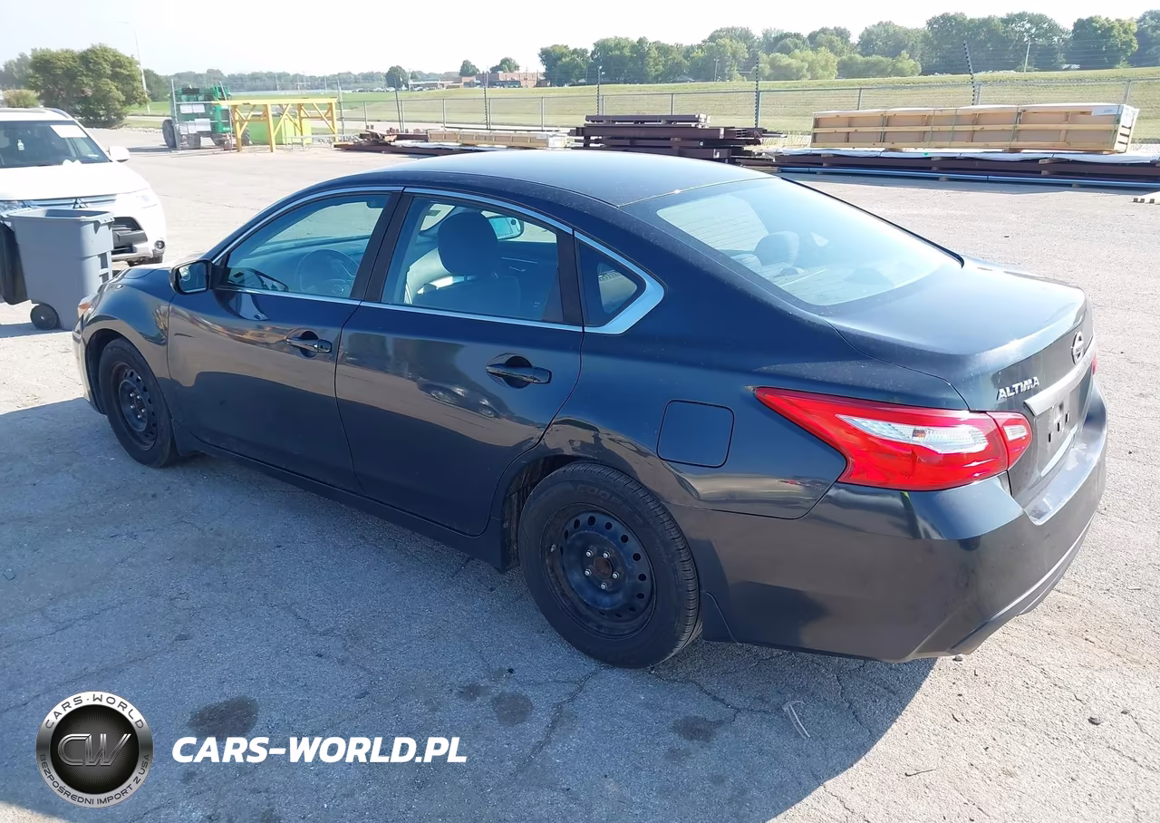 2016 Nissan Altima 2.5 S VIN:1N4AL3AP9GC202603 - 3