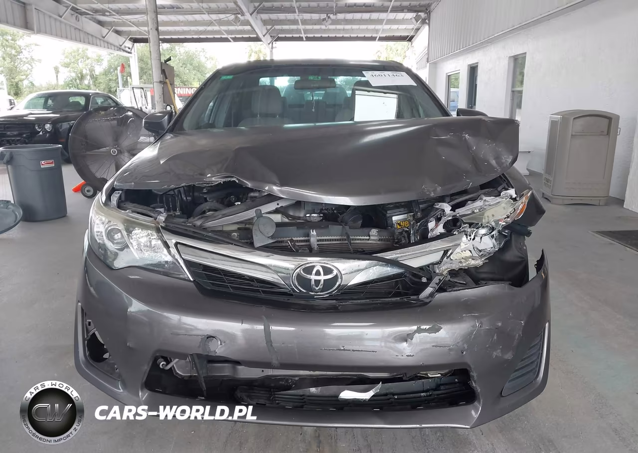 2014 Toyota Camry Le VIN:4T4BF1FKXER442212 - 12