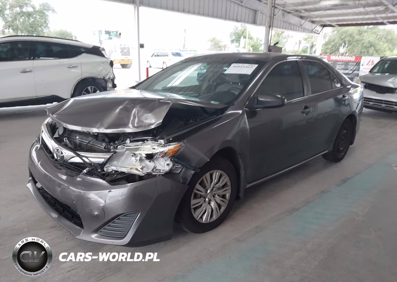 2014 Toyota Camry Le VIN:4T4BF1FKXER442212 - 2
