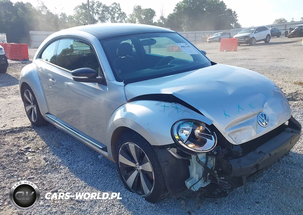 2012 Volkswagen Beetle 2.0T Turbo VIN:3VWVA7AT5CM632348 - 12