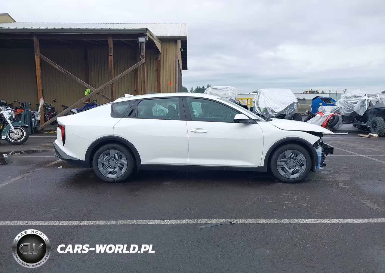 2026 Kia K4 Lx VIN:3KPFT4DE5TE280959 - 14