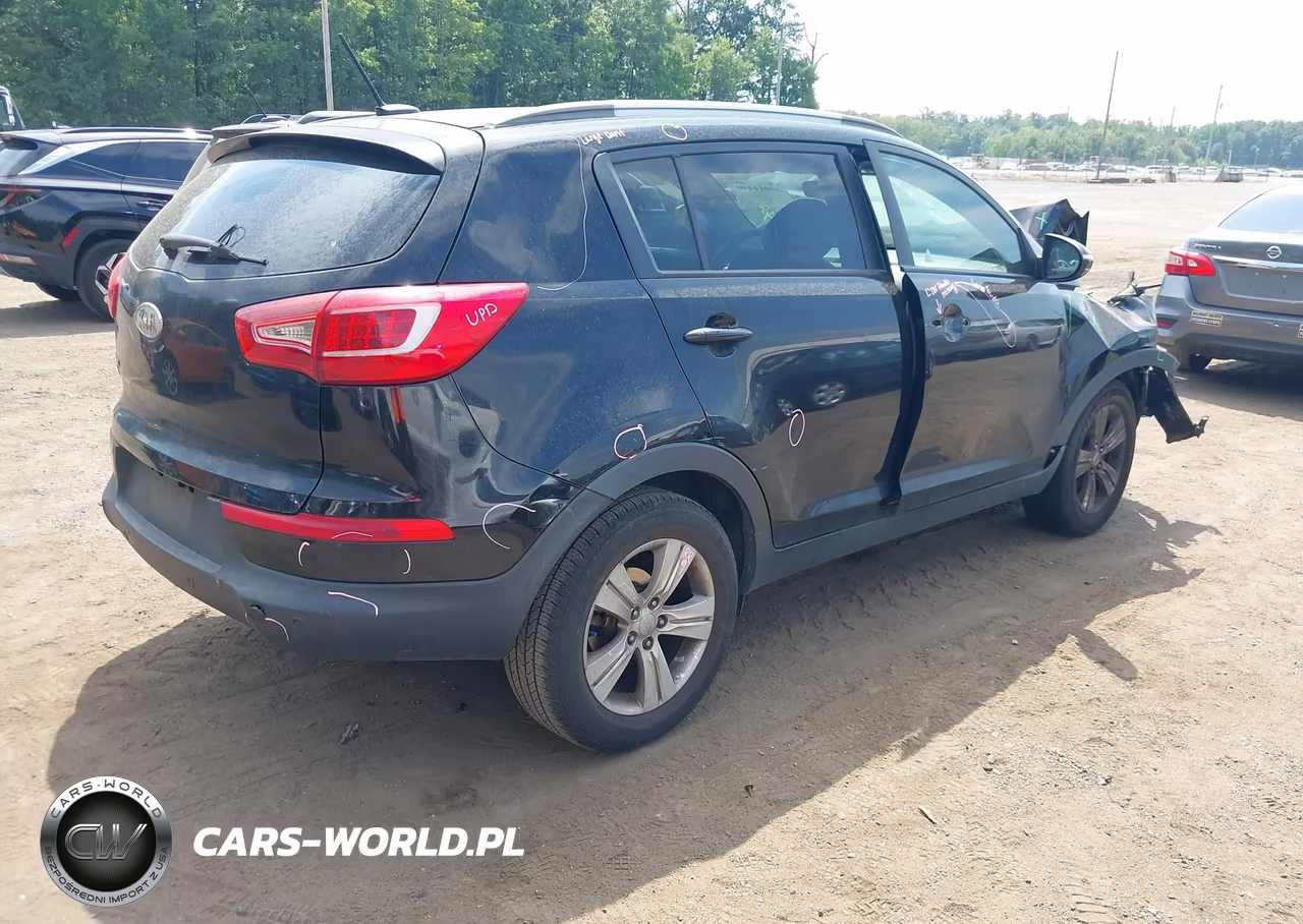 2011 Kia Sportage Lx VIN:KNDPB3A27B7025658 - 4