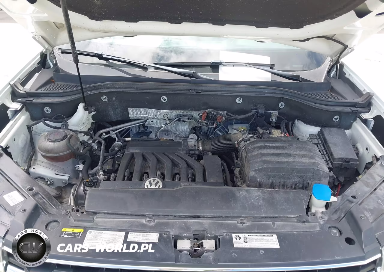 2019 Volkswagen Atlas 3.6L V6 Se W-Technology R-Line VIN:1V2YR2CA1KC558982 - 10