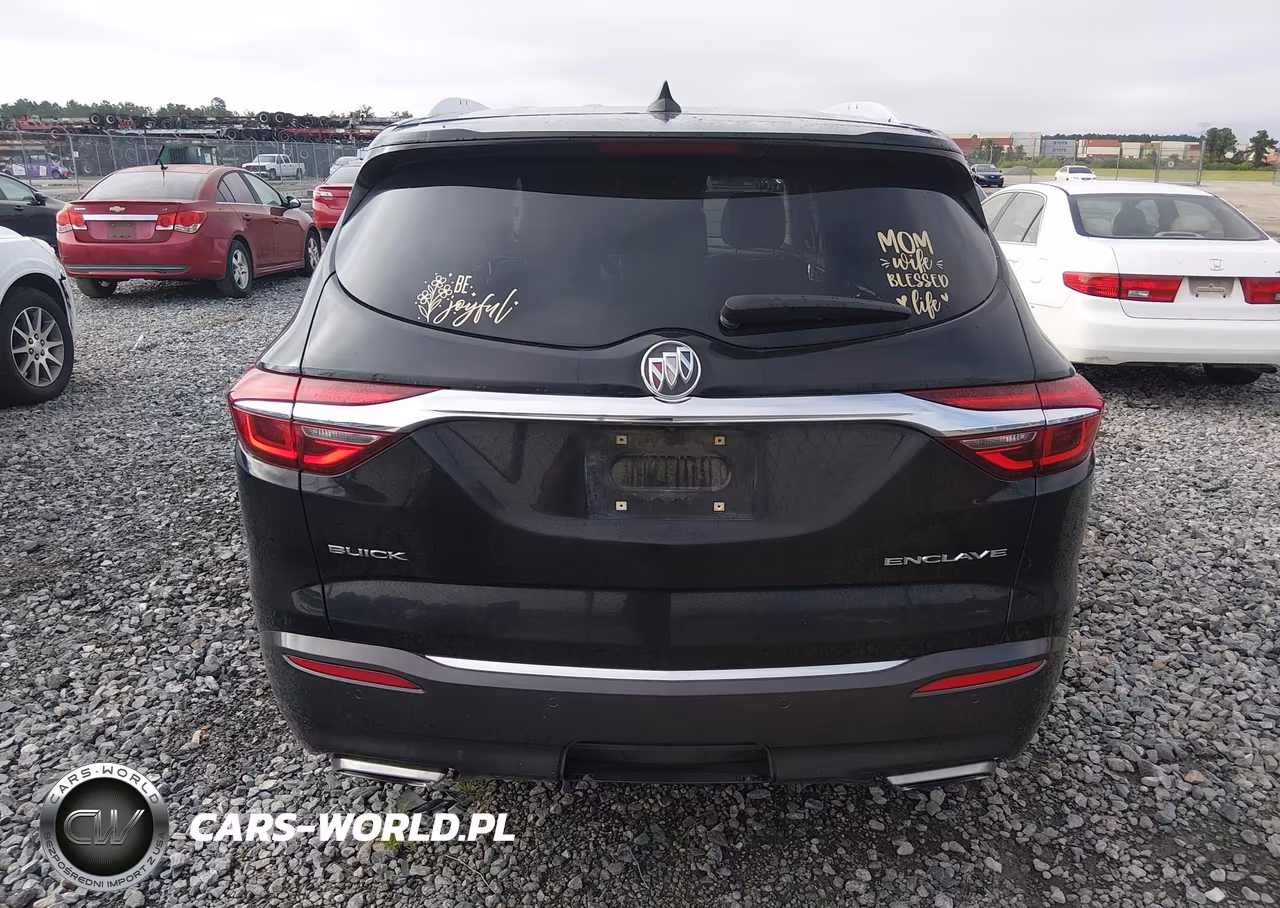 2018 Buick Enclave Premium VIN:5GAERCKW5JJ161746 - 16
