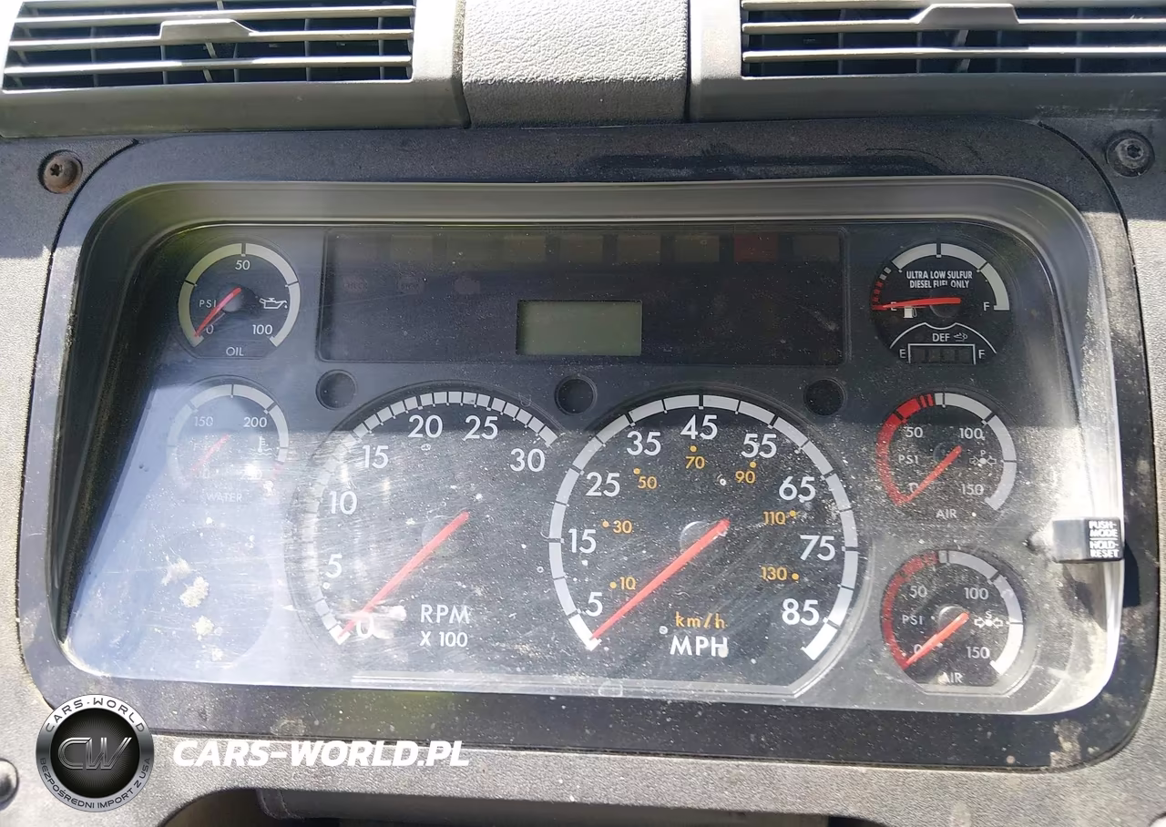 2012 Freightliner Cascadia 125 VIN:1FUJGEDV5CLBU7724 - 5