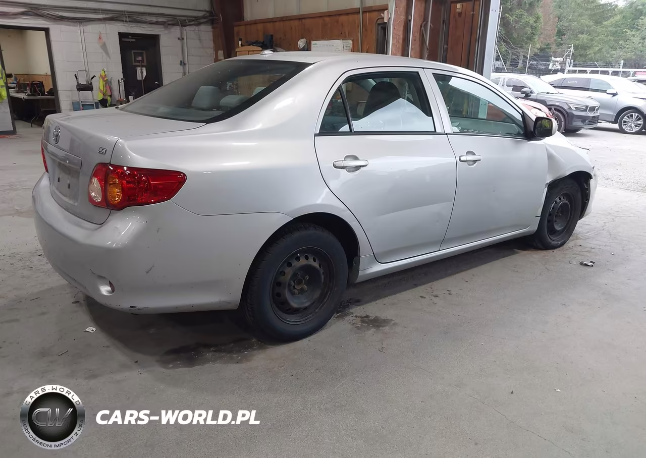 2010 Toyota Corolla Le VIN:2T1BU4EEXAC260003 - 4