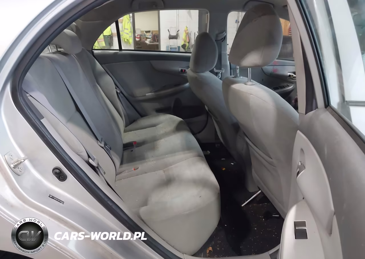 2010 Toyota Corolla Le VIN:2T1BU4EEXAC260003 - 8