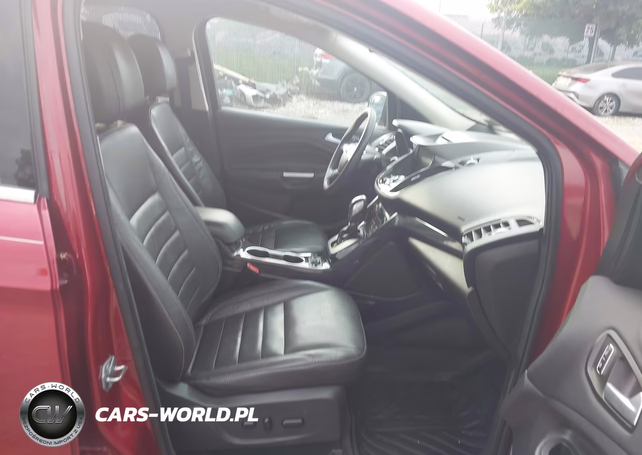 2015 Ford Escape Titanium VIN:1FMCU9J98FUC73302 - 5