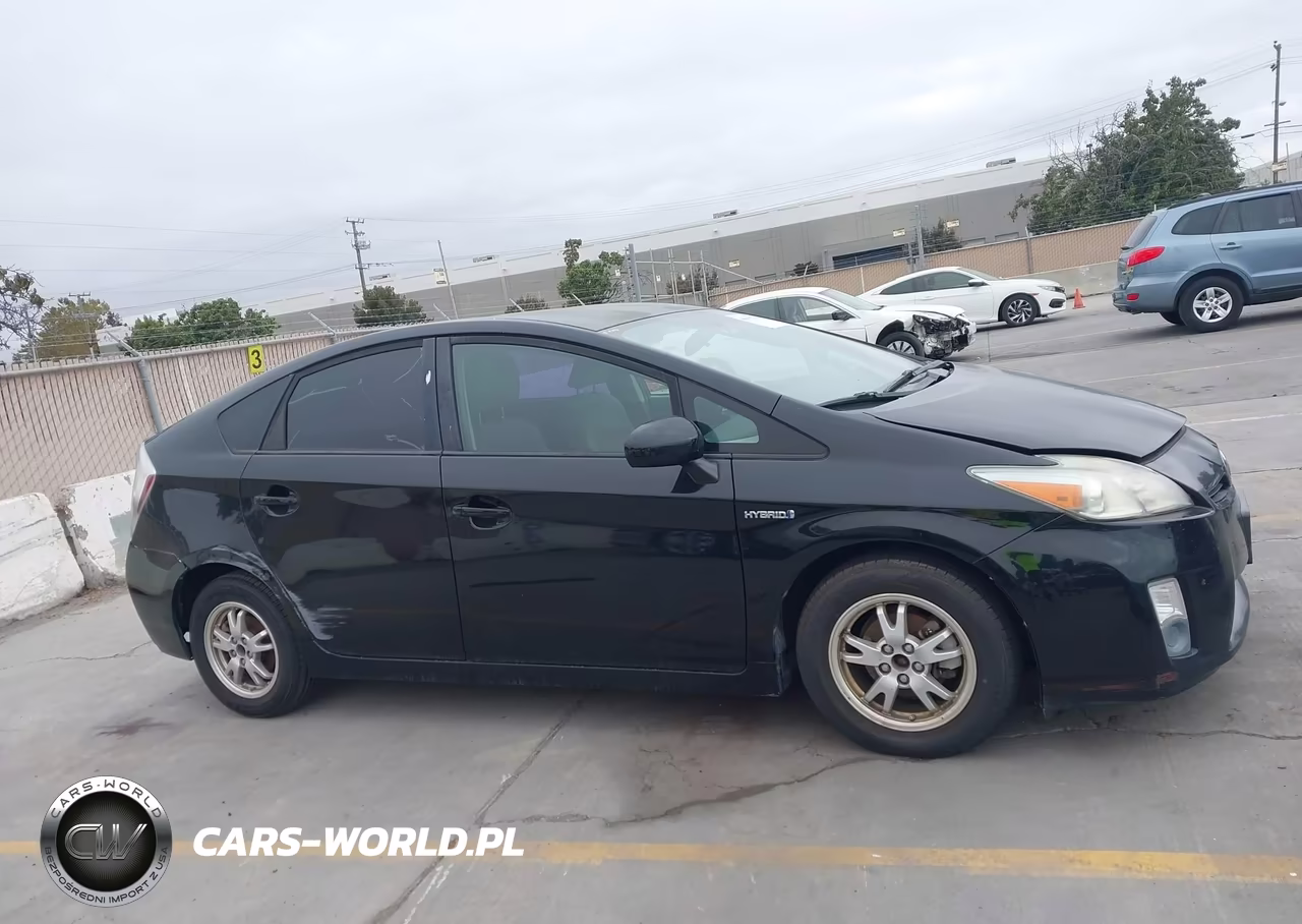 2011 Toyota Prius VIN:JTDKN3DU5B0250300 - 13