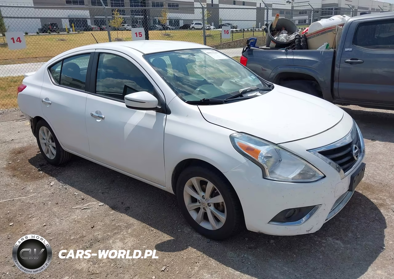 2015 Nissan Versa 1.6 Sl