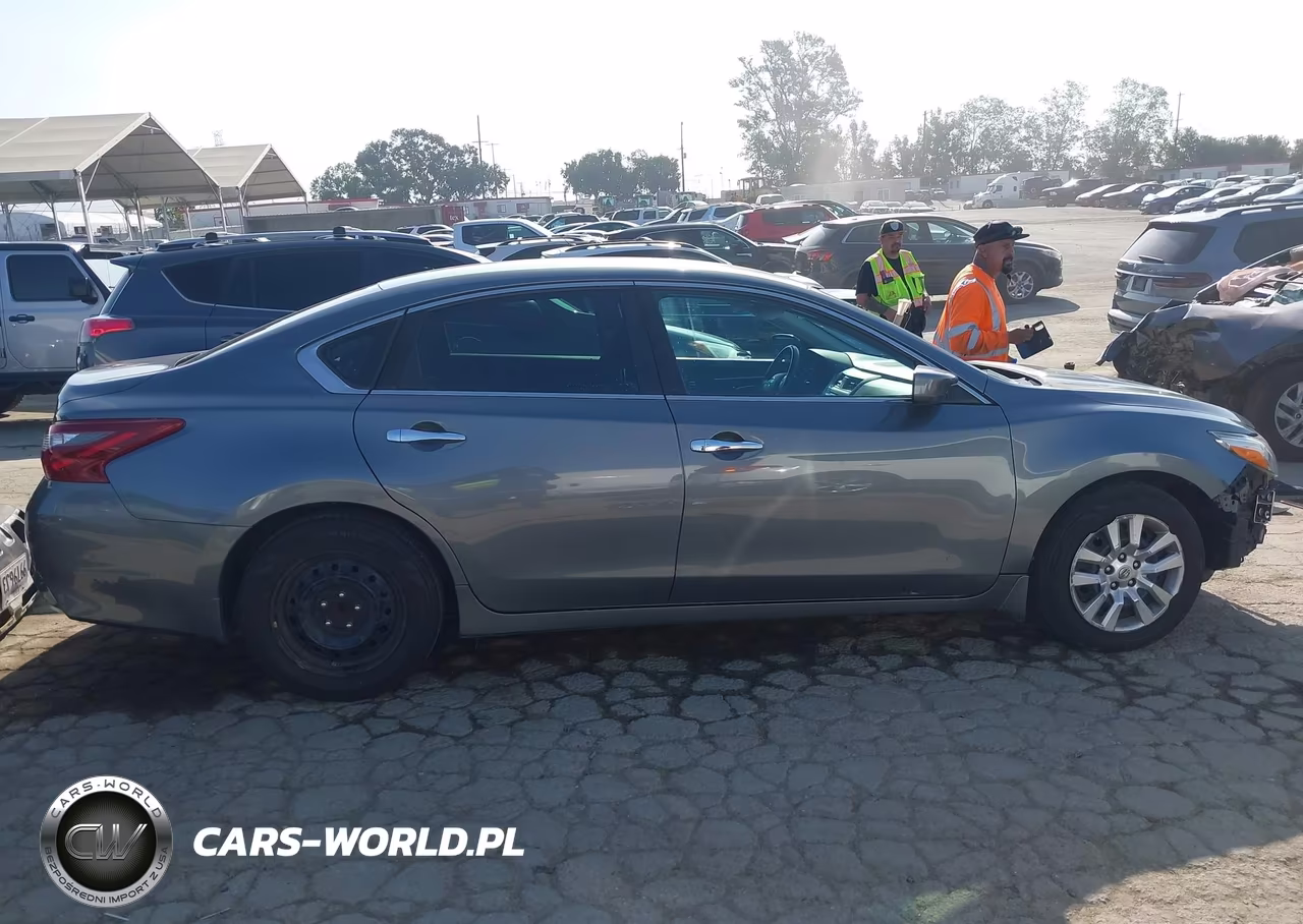 2018 Nissan Altima 2.5 S VIN:1N4AL3AP2JC284620 - 14
