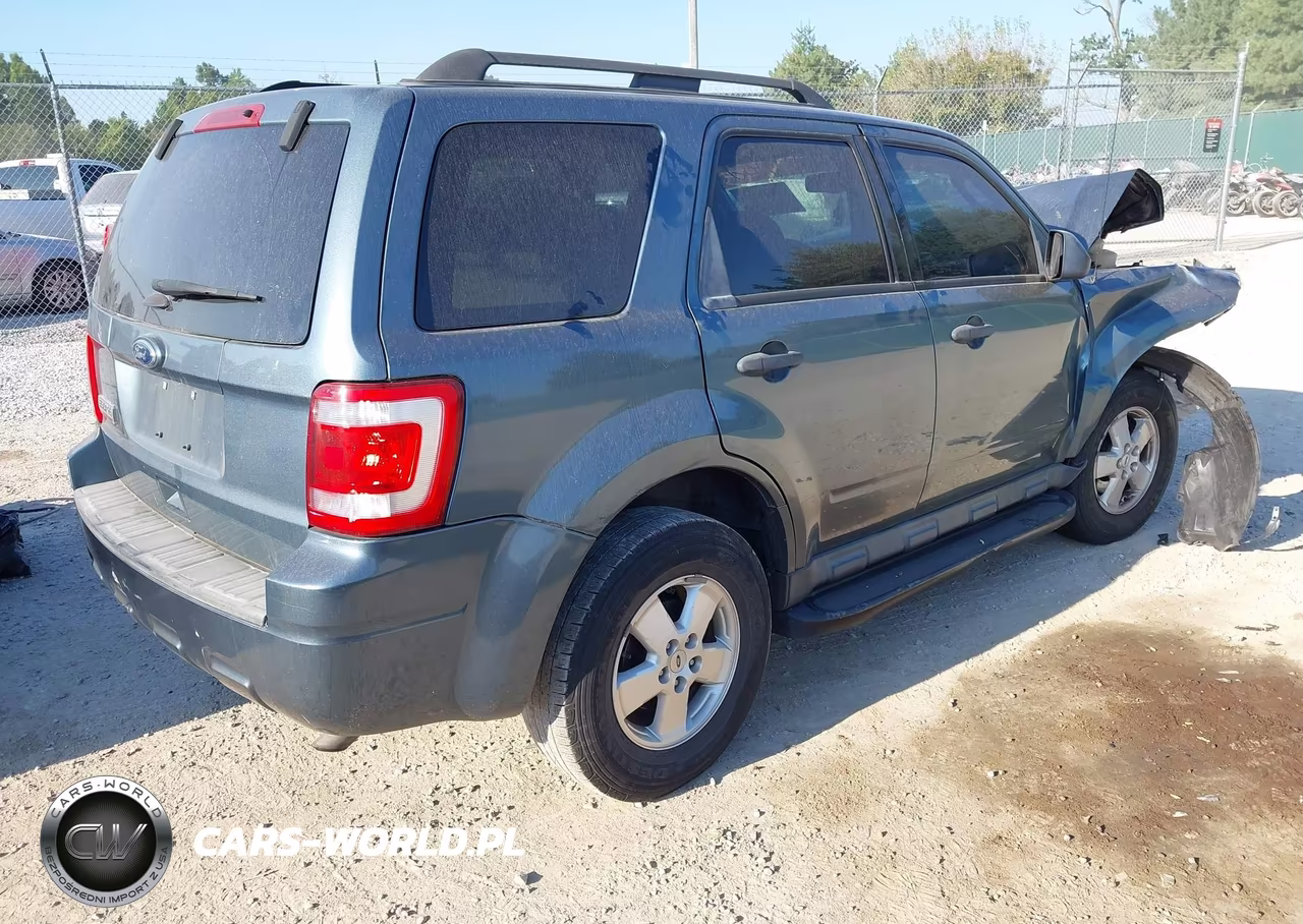 2011 Ford Escape Xlt VIN:1FMCU0D71BKA91954 - 4