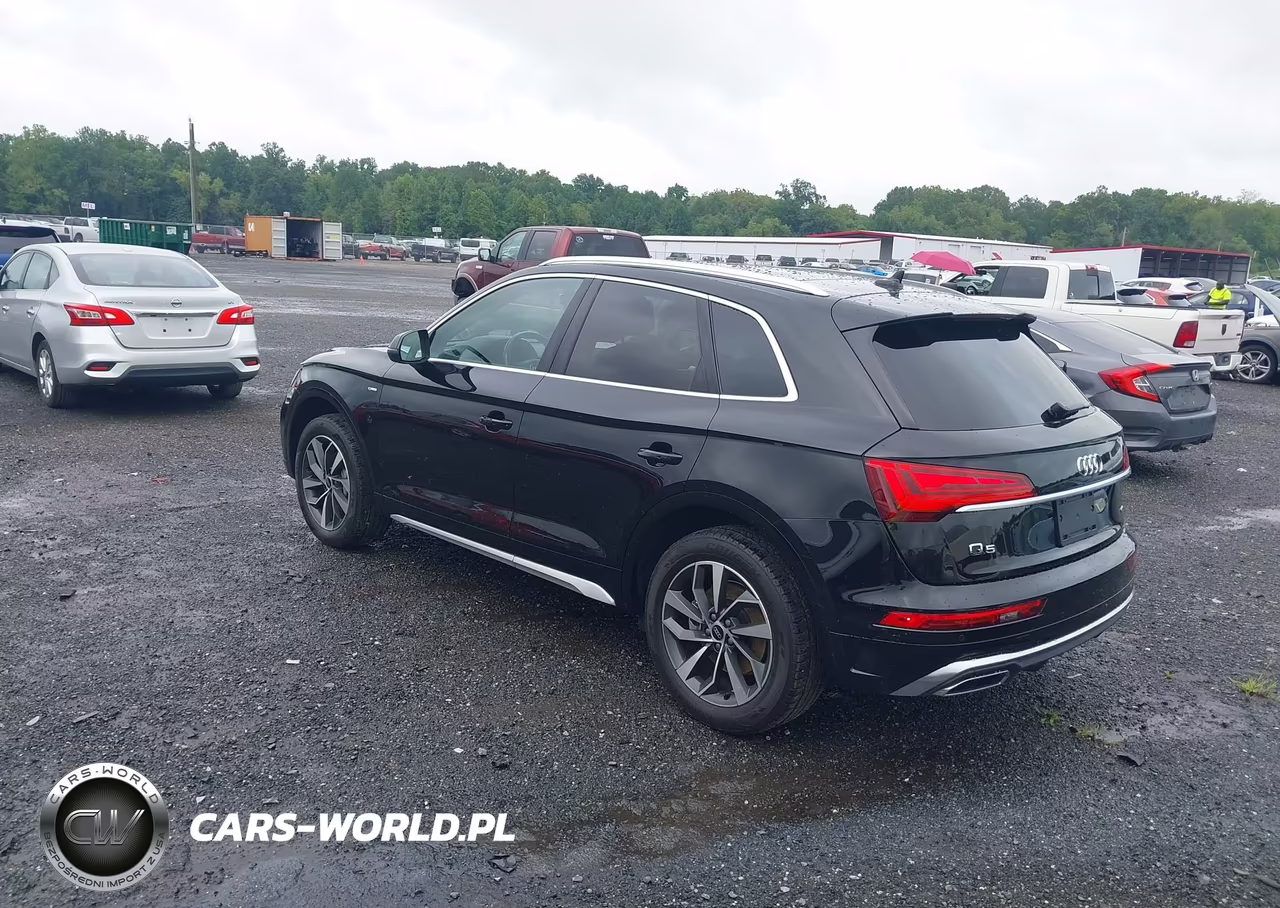 2023 Audi Q5 Premium Plus 45 Tfsi S Line Quattro VIN:WA1EAAFY3P2066556 - 3