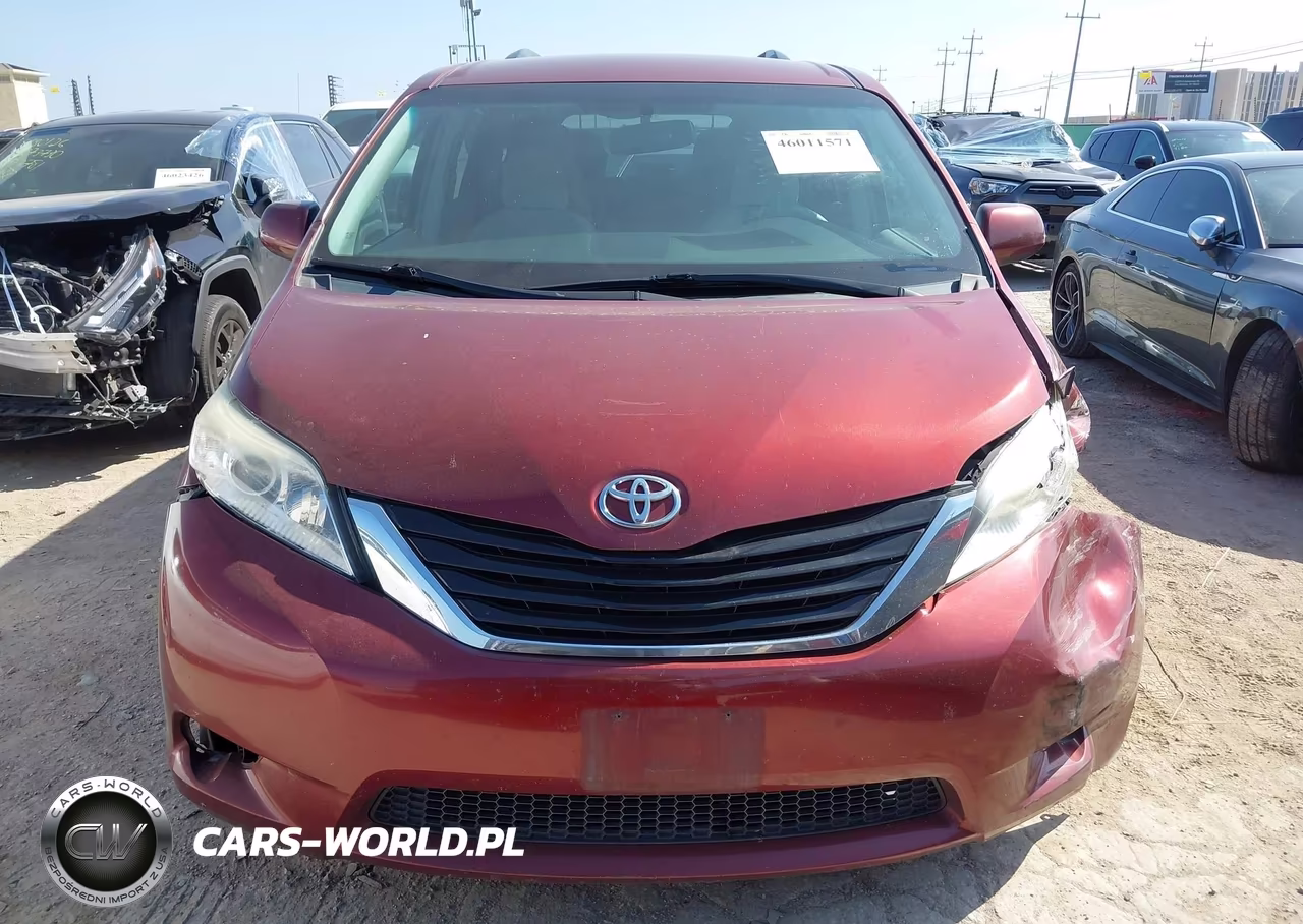 2014 Toyota Sienna Le V6 8 Passenger VIN:5TDKK3DC2ES473895 - 12