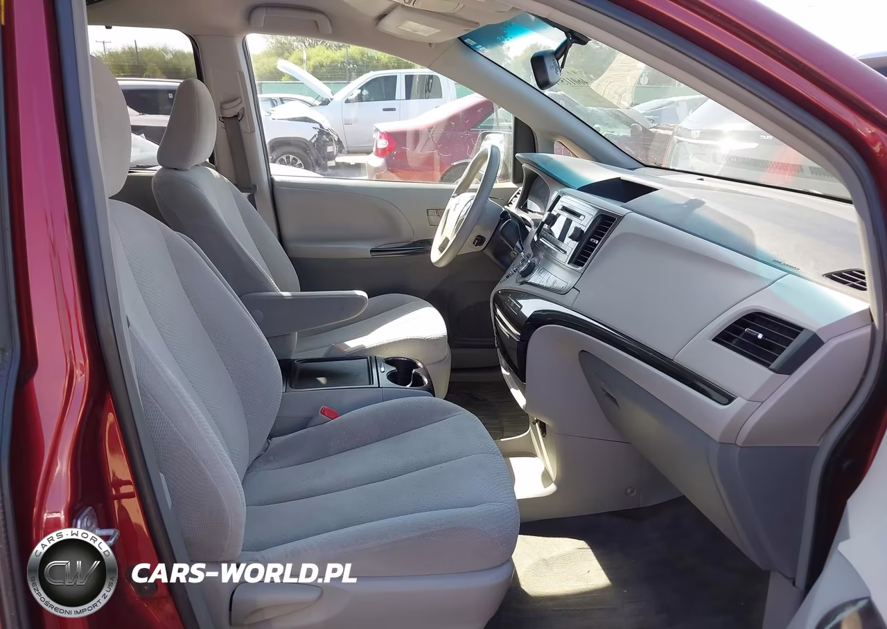 2014 Toyota Sienna Le V6 8 Passenger VIN:5TDKK3DC2ES473895 - 5