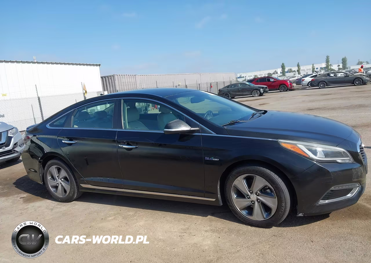 2016 Hyundai Sonata Hybrid Limited VIN:KMHE34L12GA012806 - 13