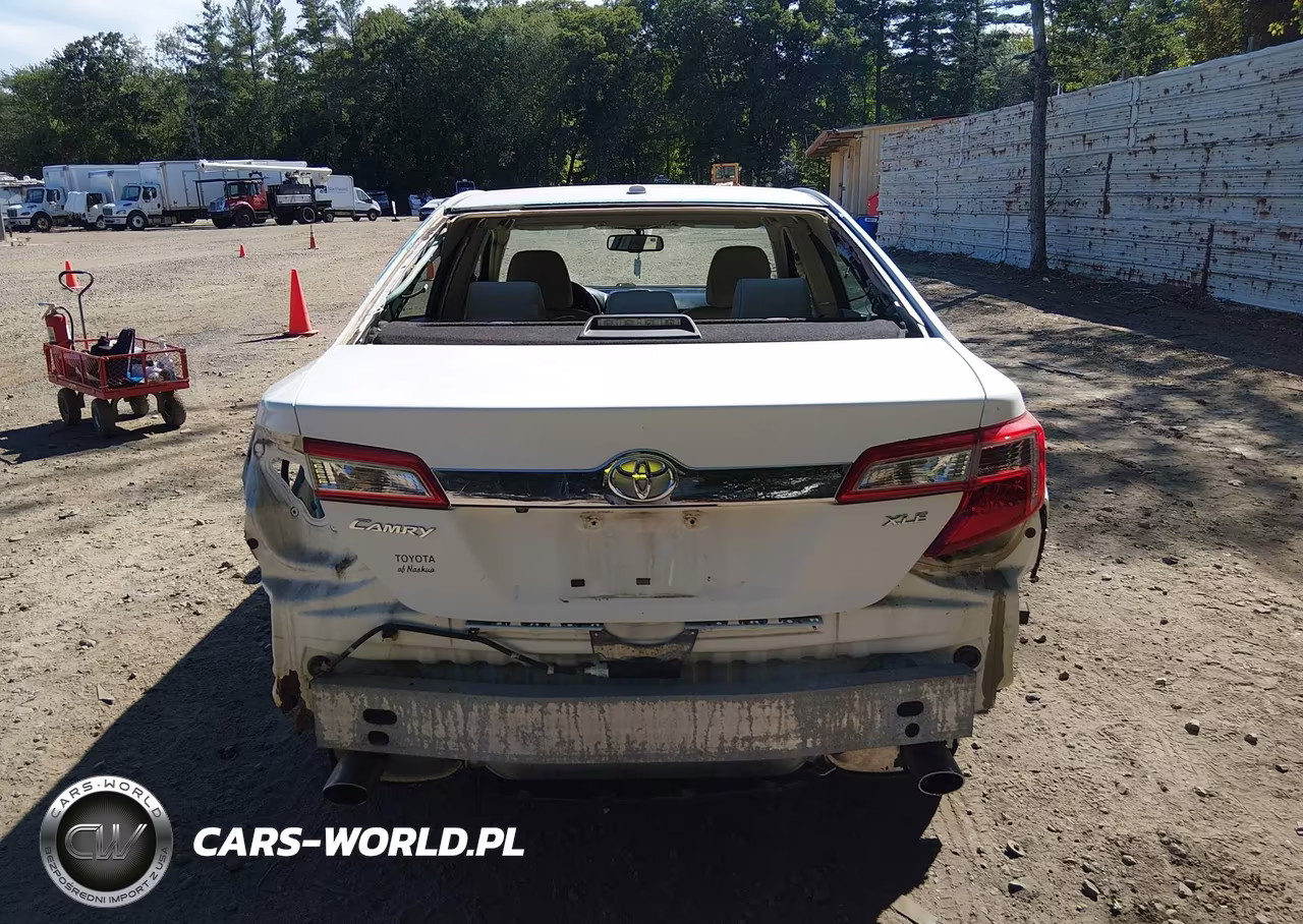 2013 Toyota Camry Xle V6 VIN:4T1BK1FK0DU534790 - 17