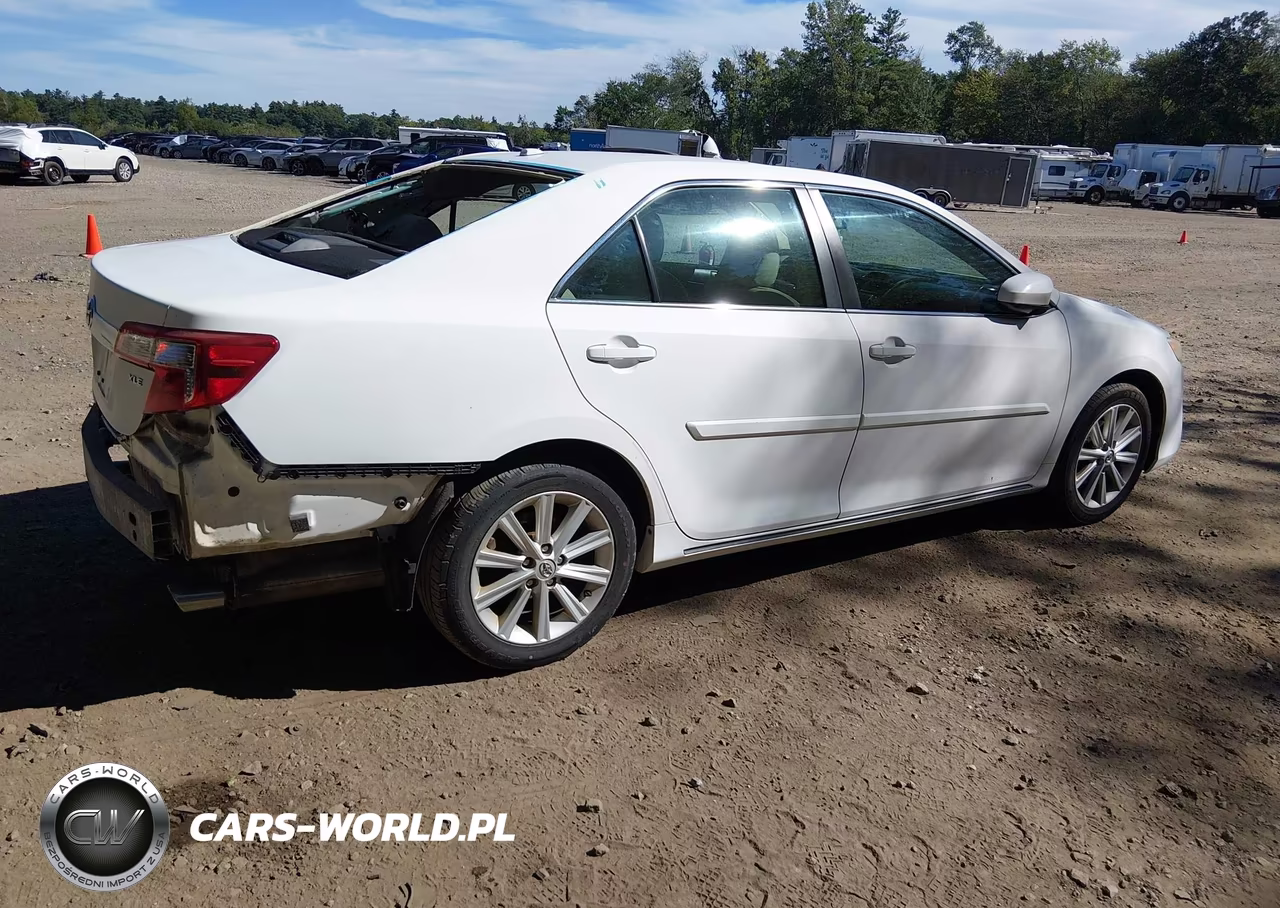 2013 Toyota Camry Xle V6 VIN:4T1BK1FK0DU534790 - 4
