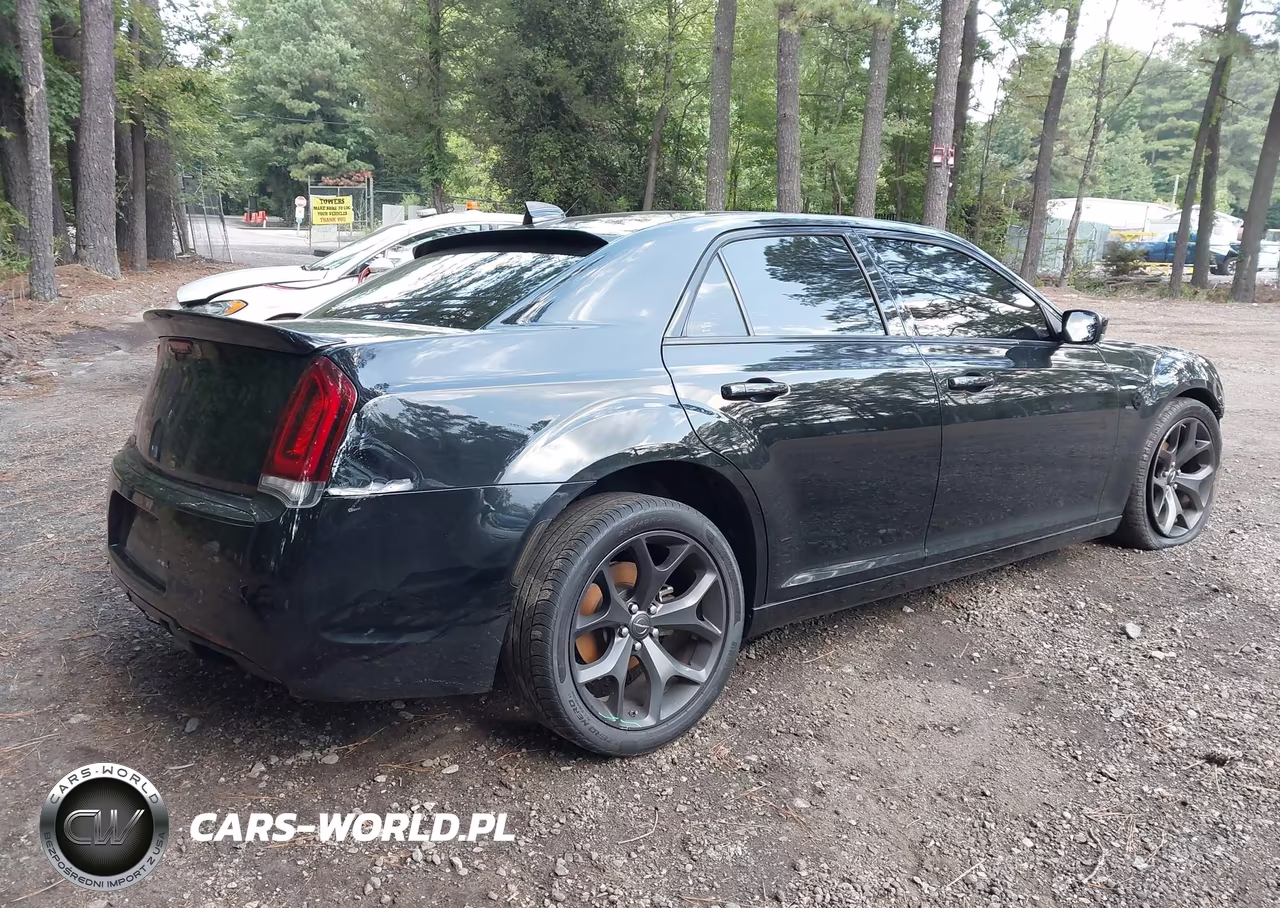 2023 Chrysler 300 300S VIN:2C3CCABG6PH524378 - 4