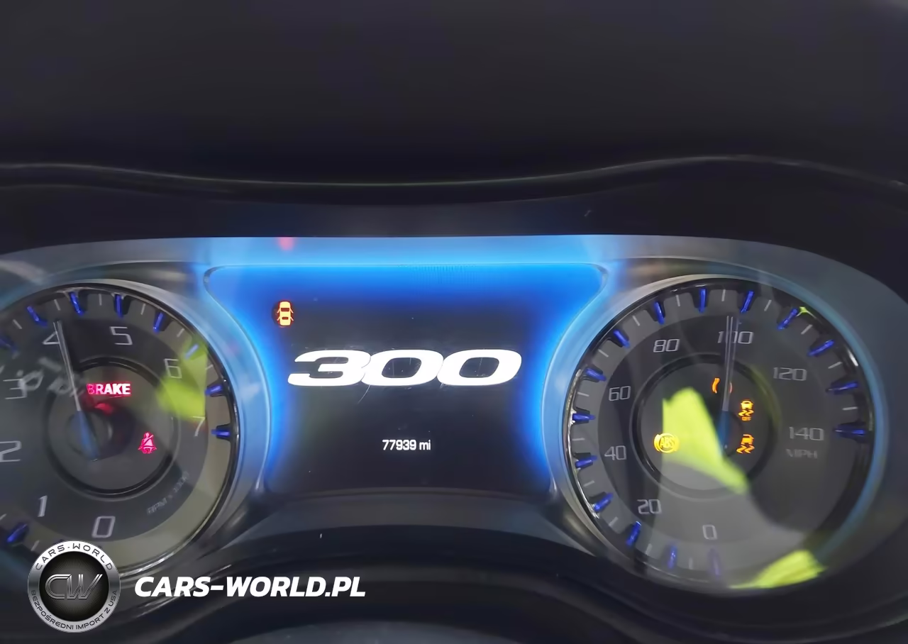 2023 Chrysler 300 300S VIN:2C3CCABG6PH524378 - 7