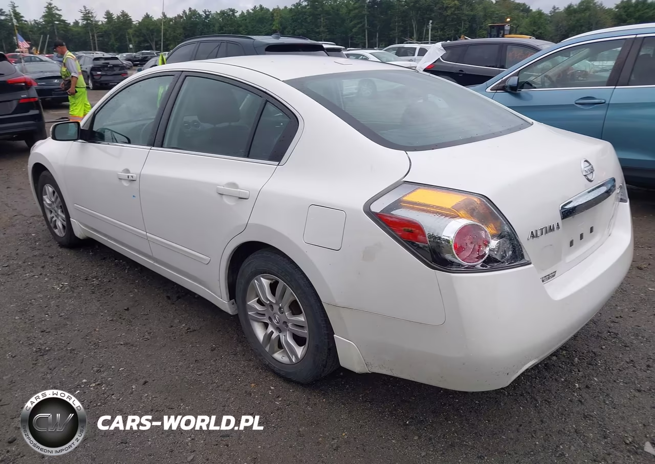 2011 Nissan Altima 2.5 S VIN:1N4AL2AP5BN506597 - 3