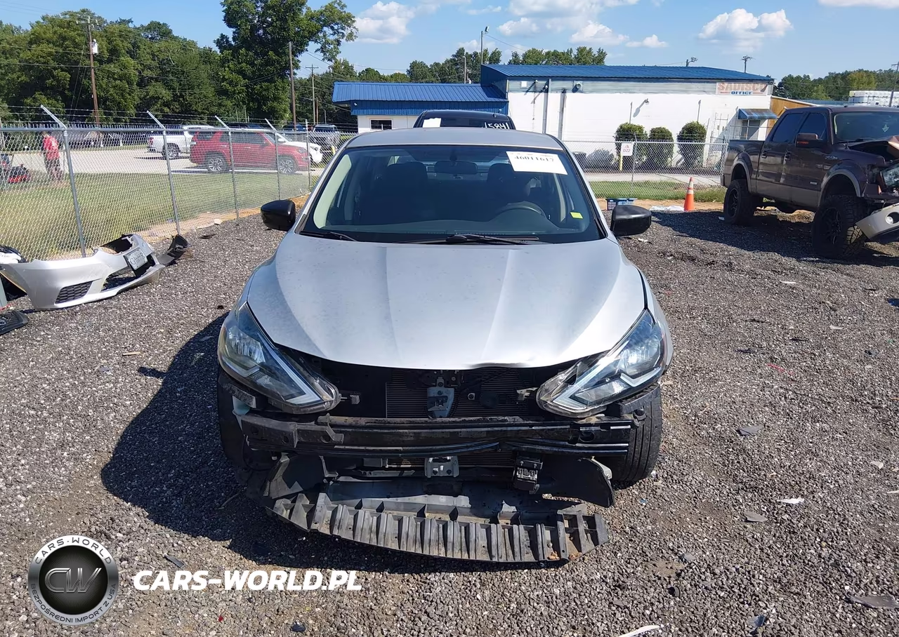 2018 Nissan Sentra S VIN:3N1AB7AP8JY235632 - 13