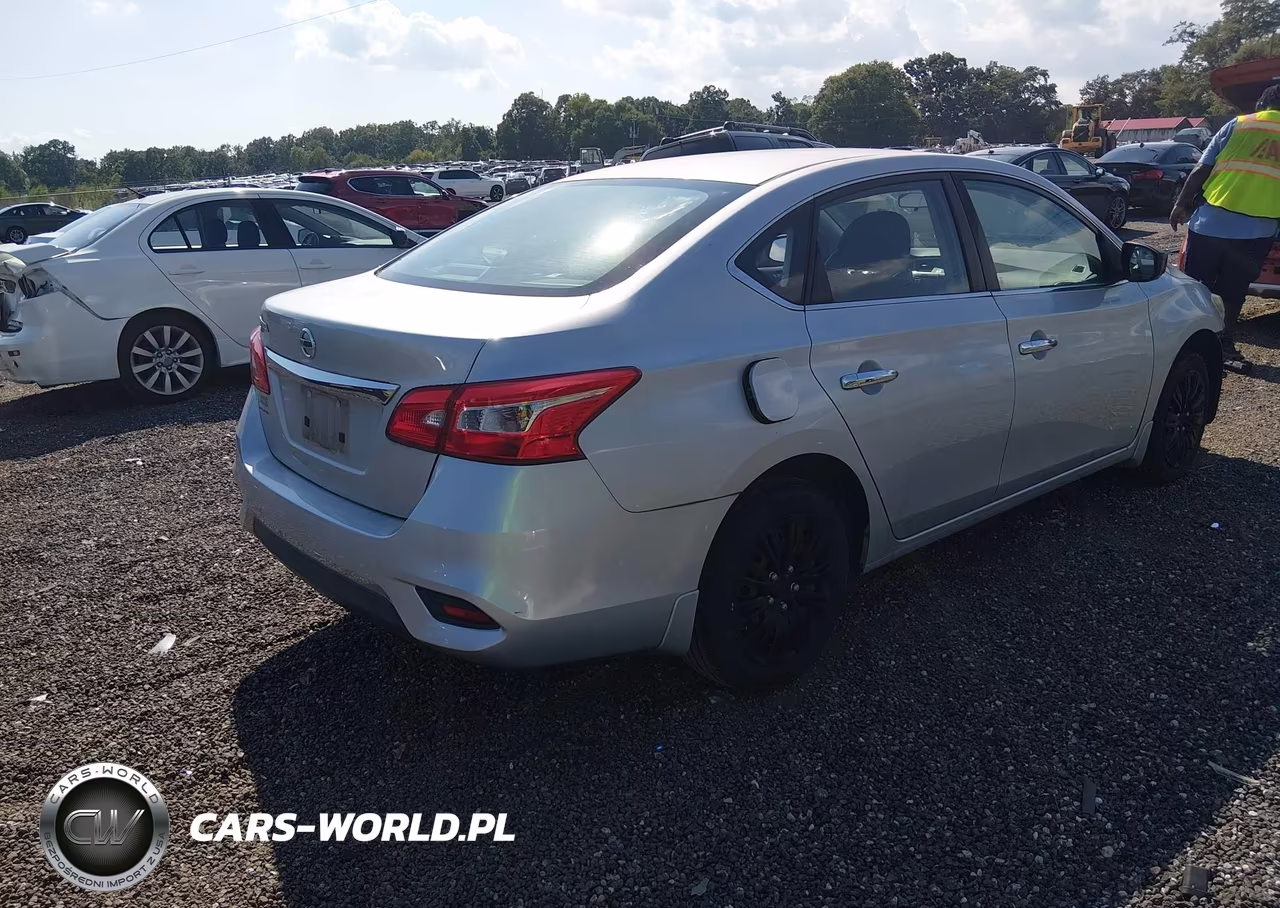 2018 Nissan Sentra S VIN:3N1AB7AP8JY235632 - 4
