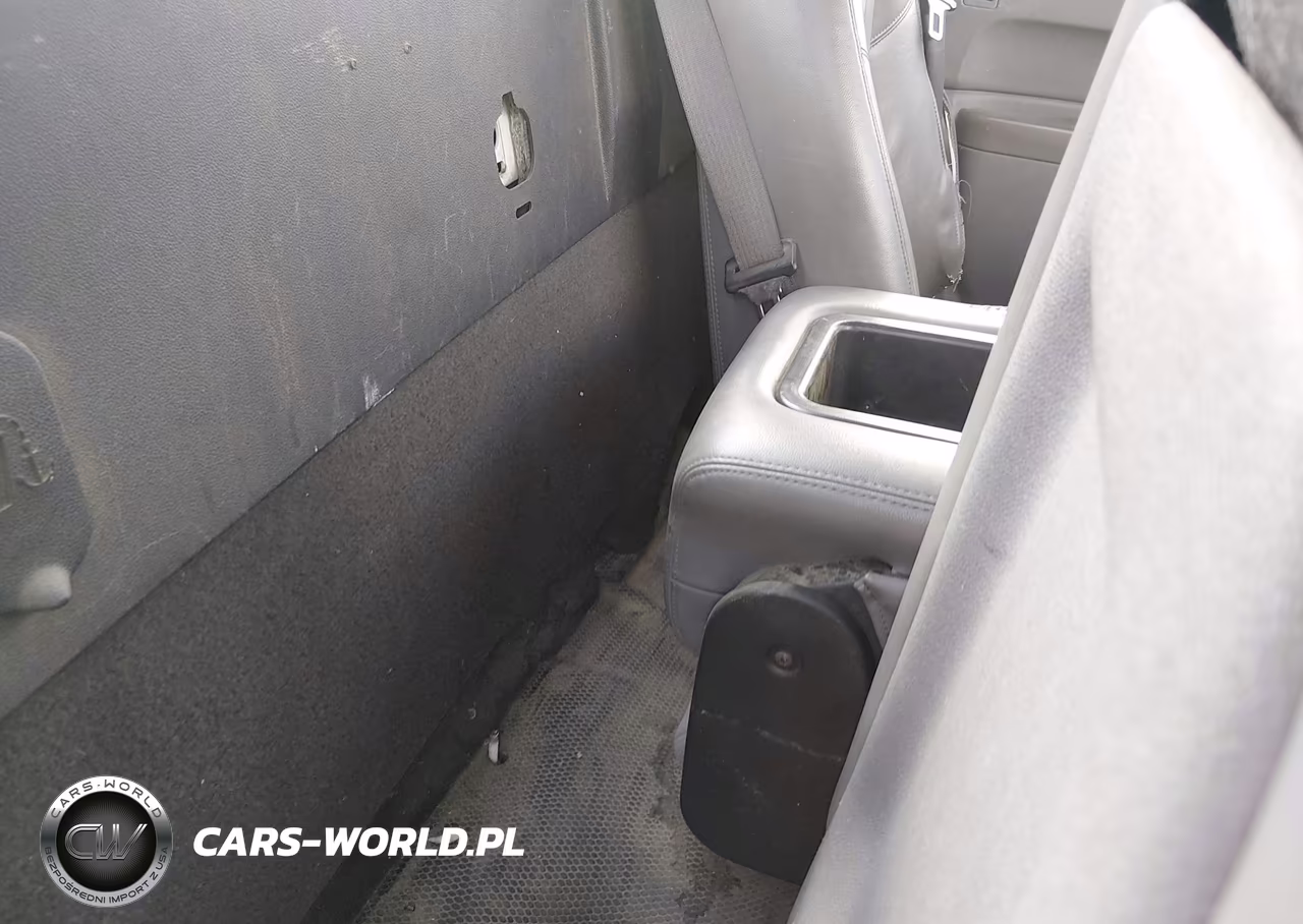 2010 Chevrolet Silverado 1500 Work Truck VIN:1GCPCPEX4AZ146631 - 8