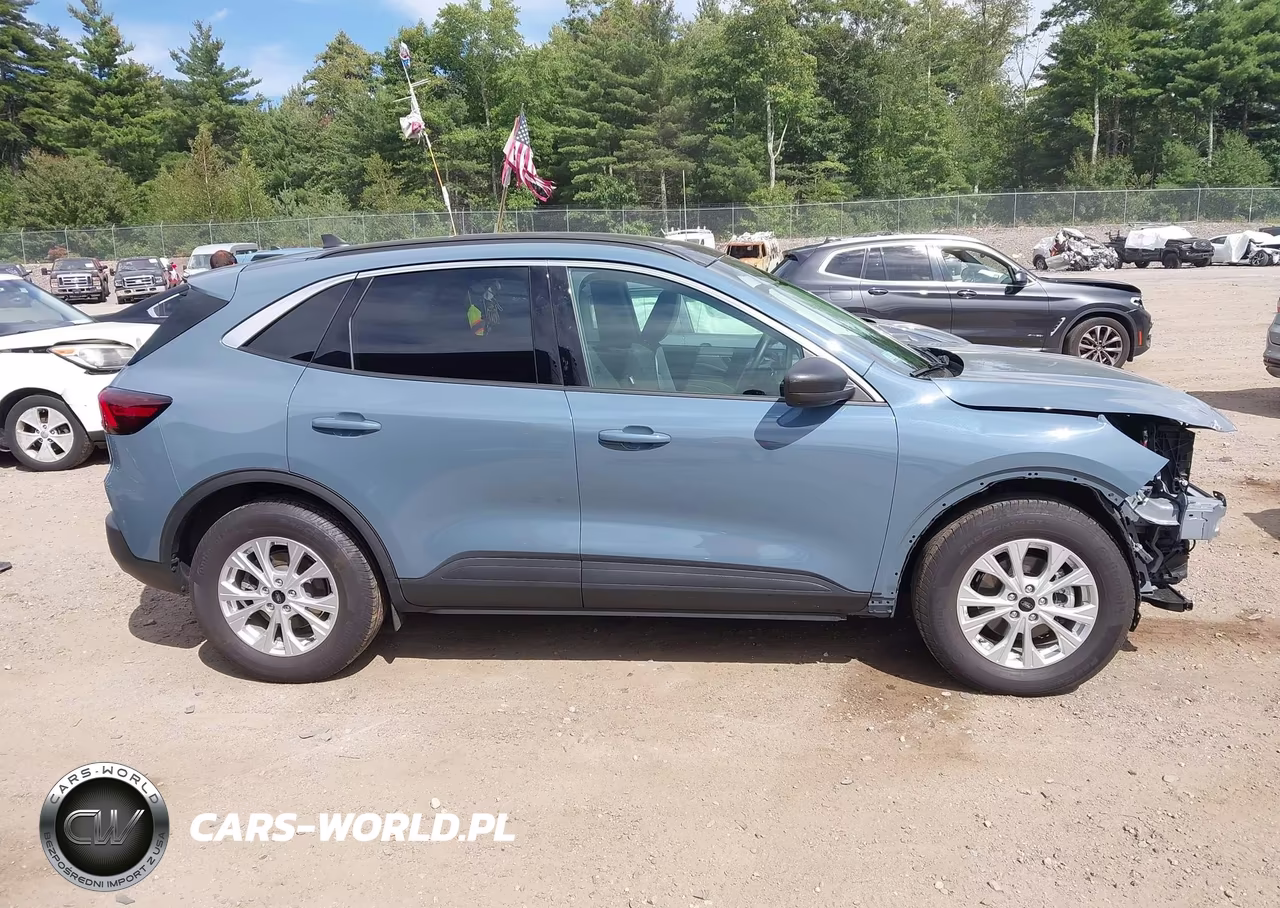 2023 Ford Escape Active VIN:1FMCU9GN7PUB08735 - 14
