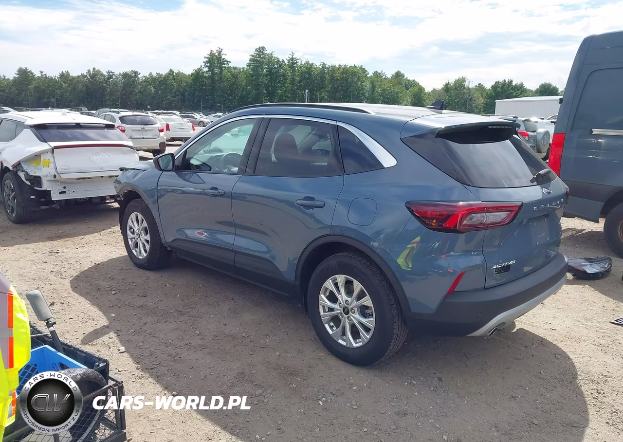 2023 Ford Escape Active VIN:1FMCU9GN7PUB08735 - 3