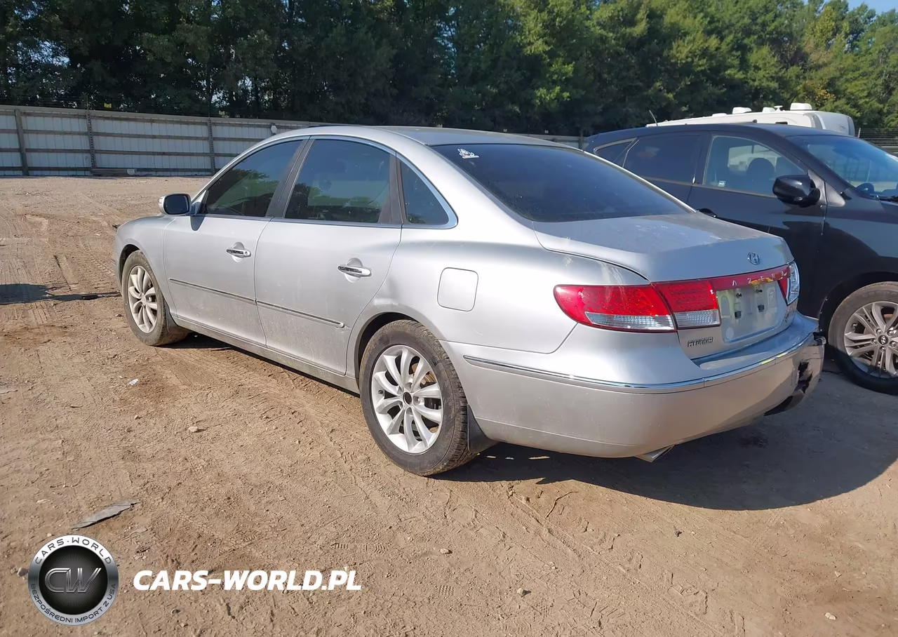 2007 Hyundai Azera Limited-Se VIN:KMHFC46FX7A186635 - 3