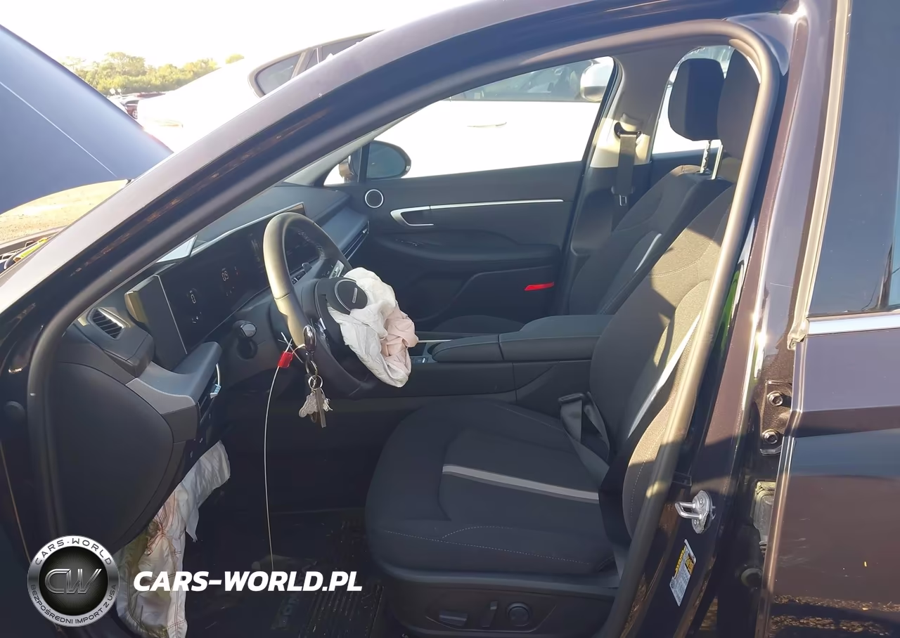 2026 Hyundai Sonata Sel Sport VIN:KMHL64JA0TA542980 - 5
