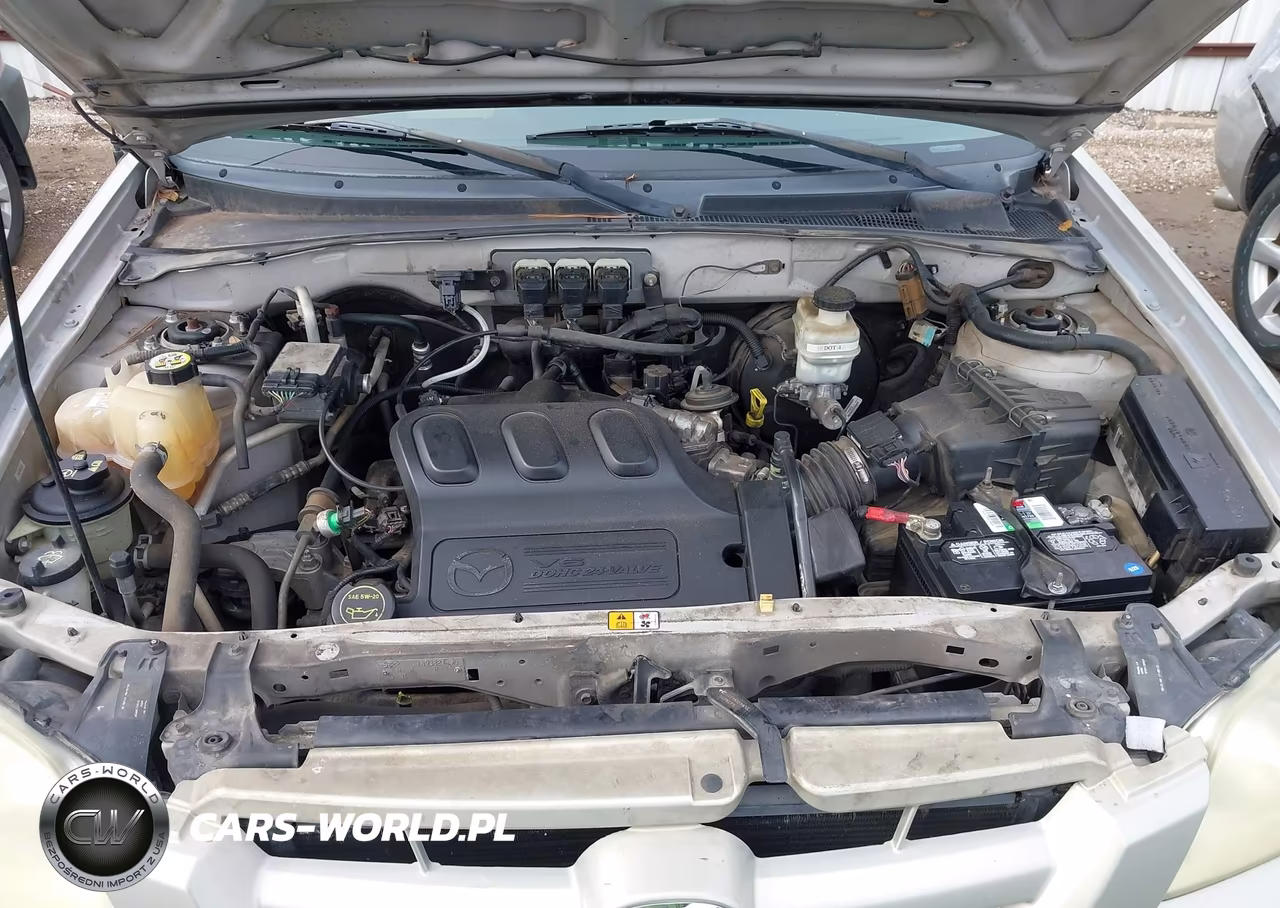 2005 Mazda Tribute S VIN:4F2YZ04195KM31914 - 10