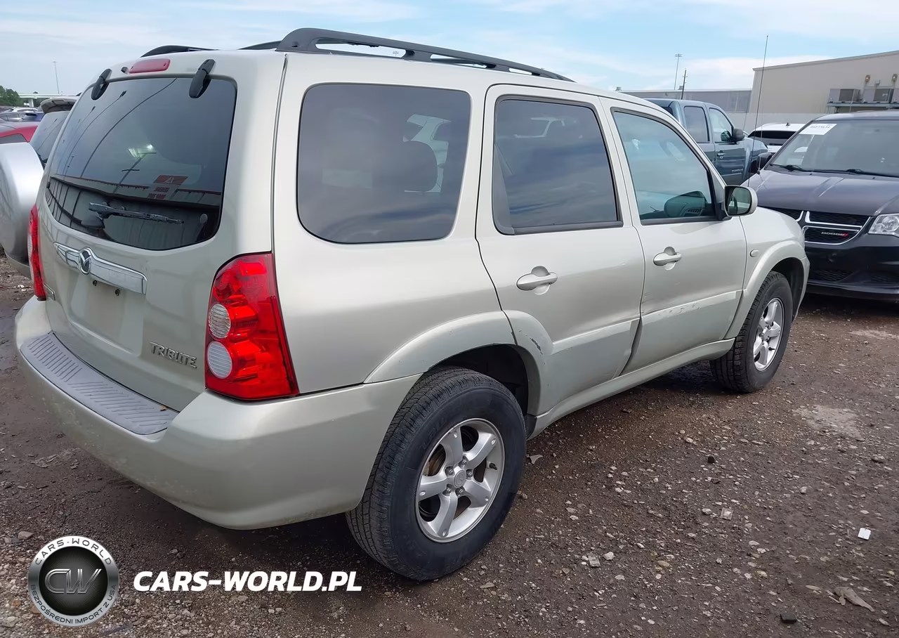 2005 Mazda Tribute S VIN:4F2YZ04195KM31914 - 4