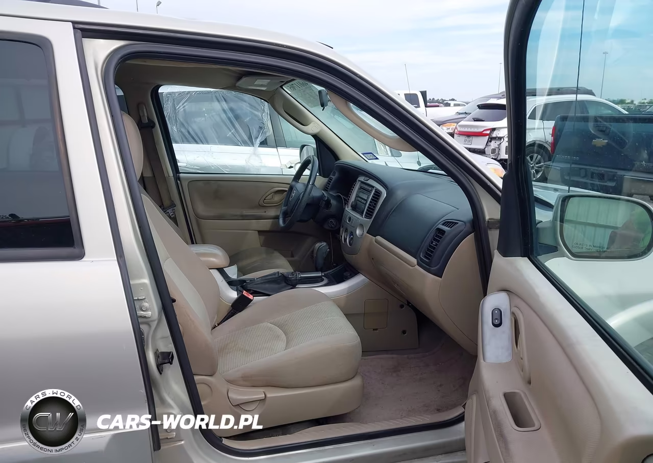 2005 Mazda Tribute S VIN:4F2YZ04195KM31914 - 5