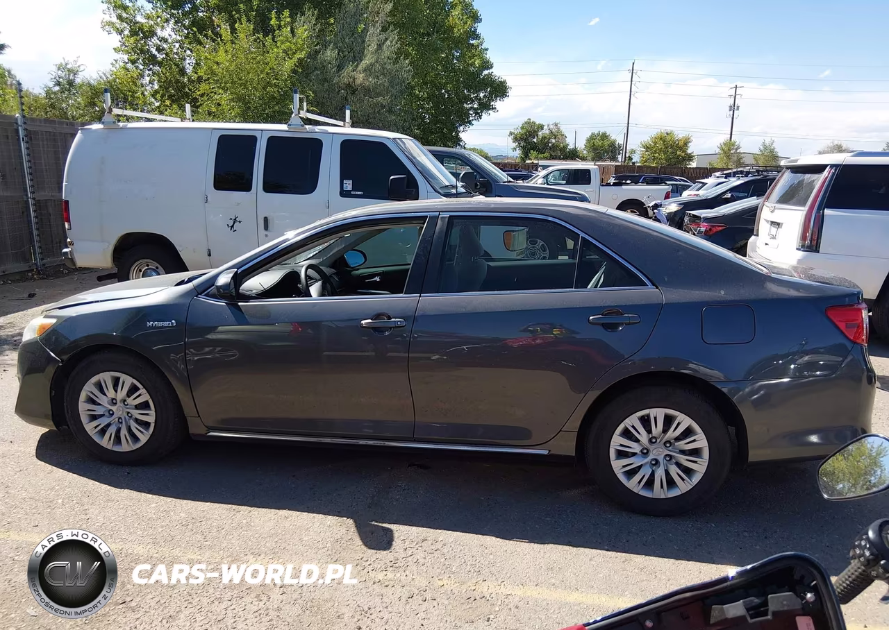 TOYOTA CAMRY HYBR VIN:4T1BD1FK7CU049670 - 14