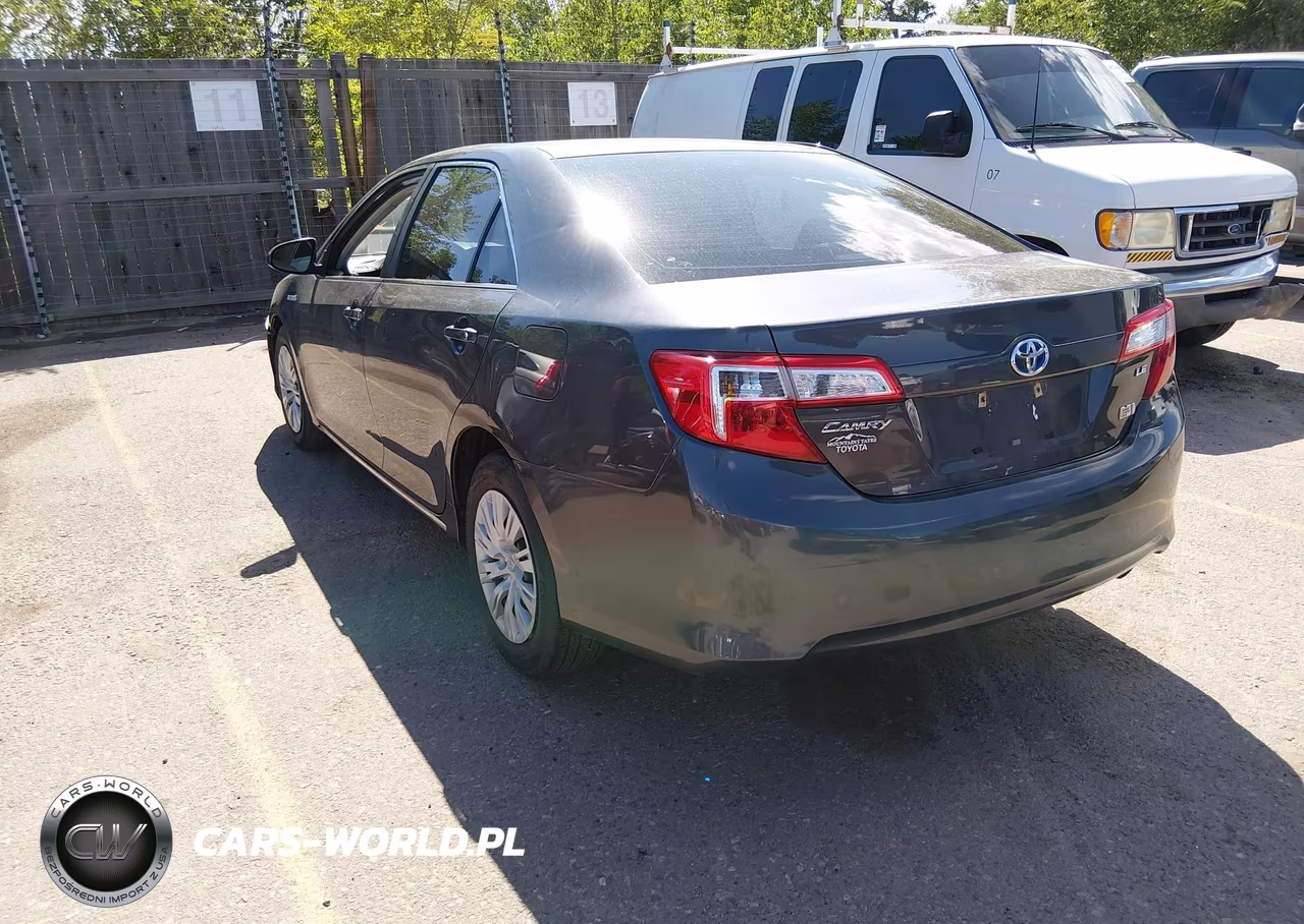 TOYOTA CAMRY HYBR VIN:4T1BD1FK7CU049670 - 3